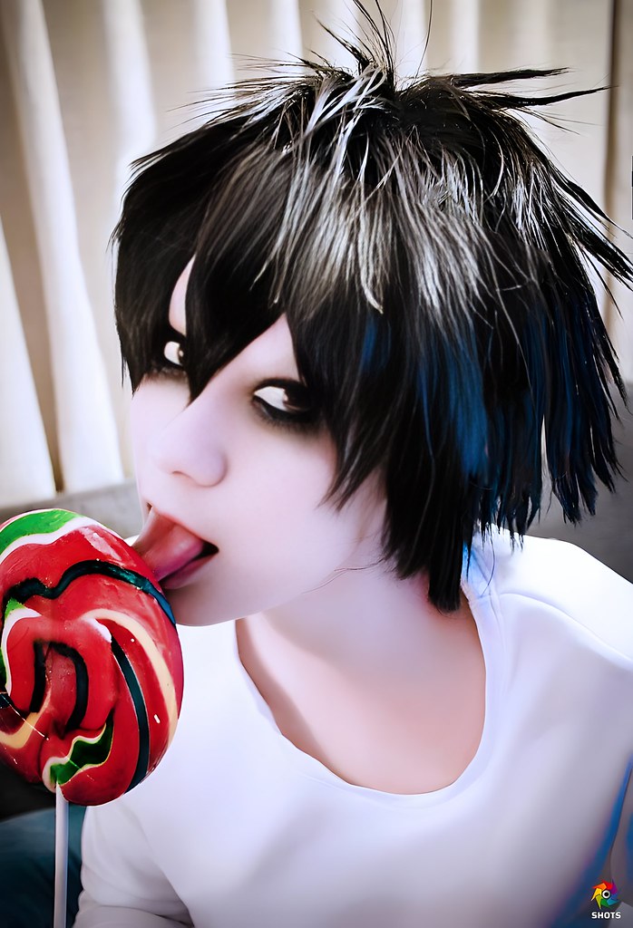 L Lawliet — cosplay by Alastor Cosplay