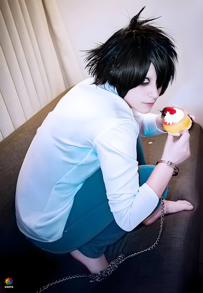 L Lawliet — cosplay by Alastor Cosplay