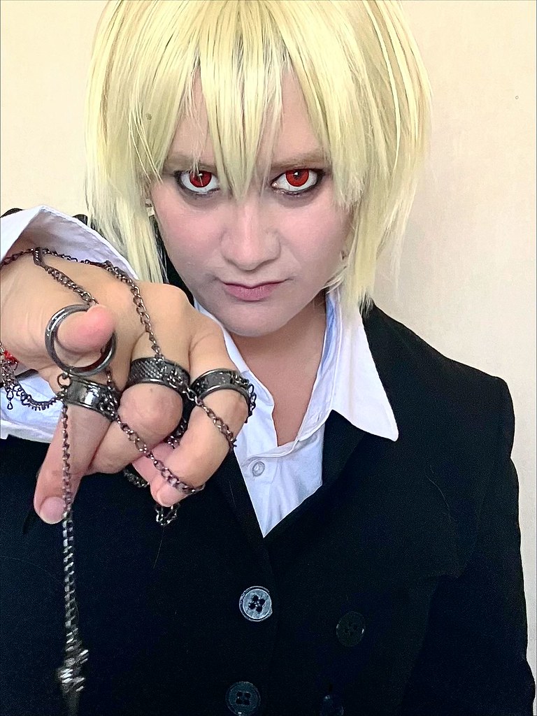 Kurapika detective — cosplay by Alastor Cosplay
